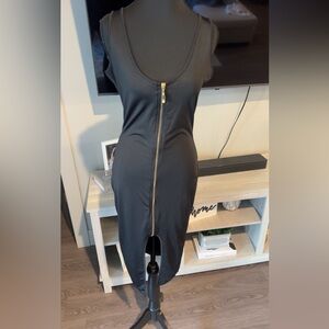 Black Zip Dress Figure Flattering